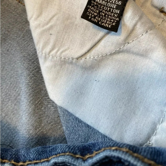 Celebrity Pink Shorts Womens 5/27 Blue Jean Denim Distressed Bermuda Shorts - Picture 9 of 10